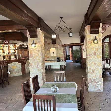 Inn Bachus Dabrowa Gornicza