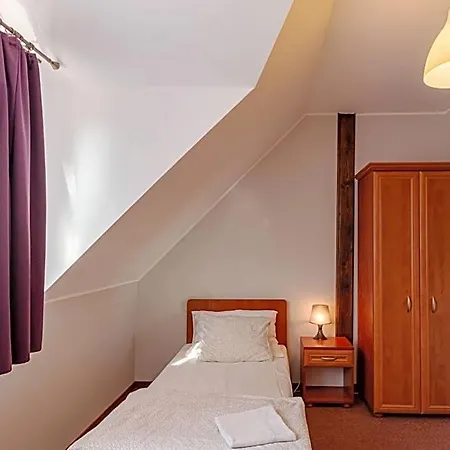 Bachus Mini-hôtel Dąbrowa Górnicza