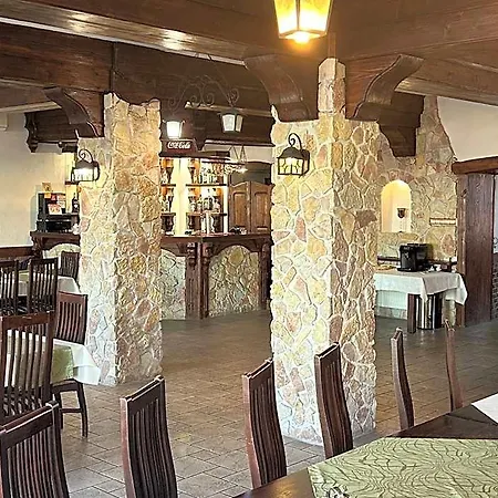 Mini-hôtel Bachus