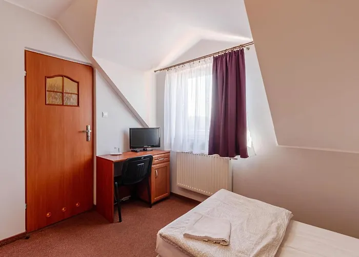 Inn Bachus Dabrowa Gornicza